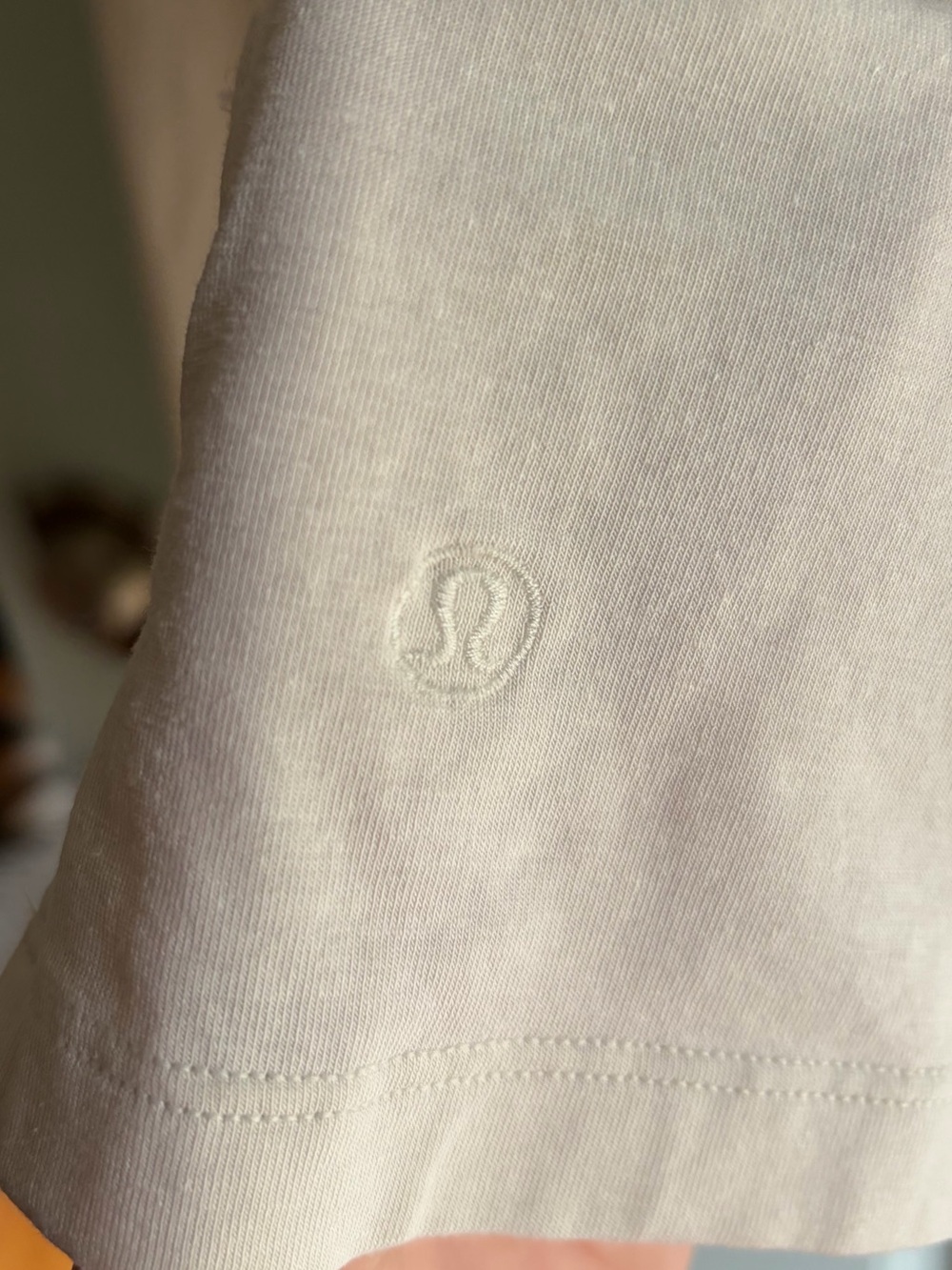 3. Size 12 LULULEMON Bone Longsleeve Waist-length Shirt - Picture 4 of 4